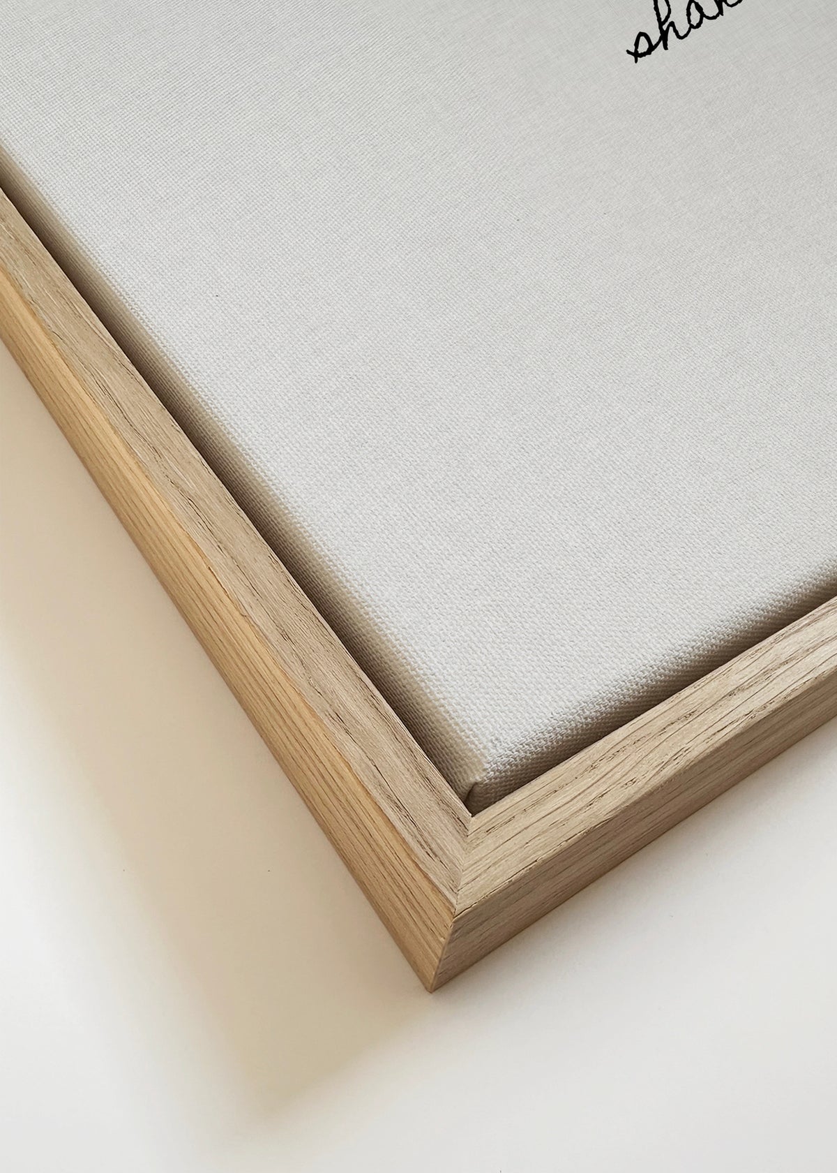 Shake it off - Framed canvas detail