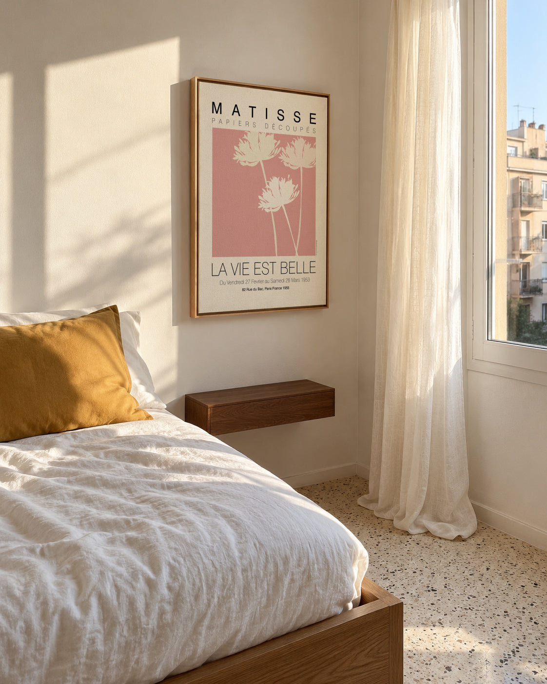 Matisse La Vie Est Belle Pink - Framed canvas in an interior