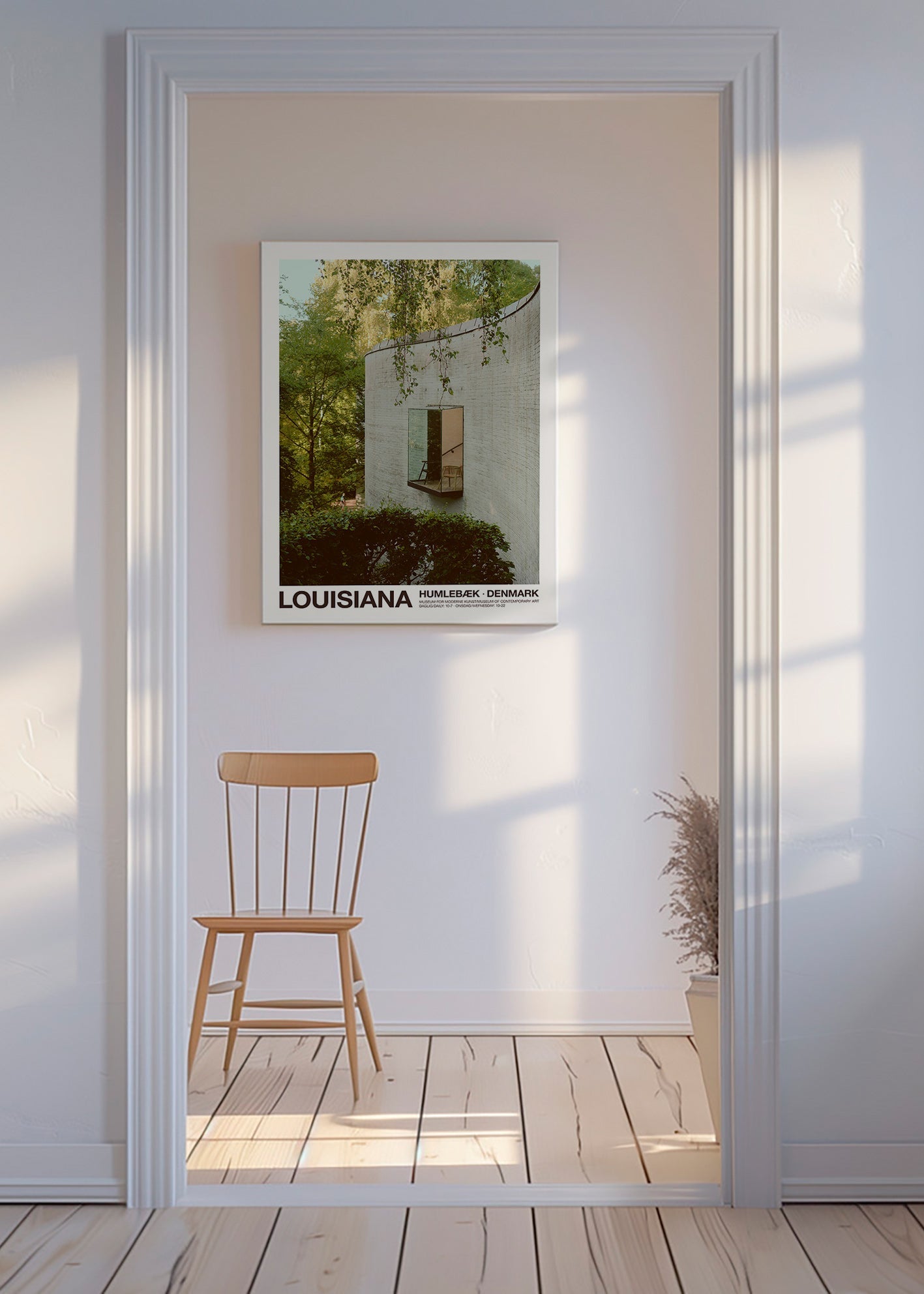 Fotografie gekrümmter Architektur mit vorstehendem Fenster