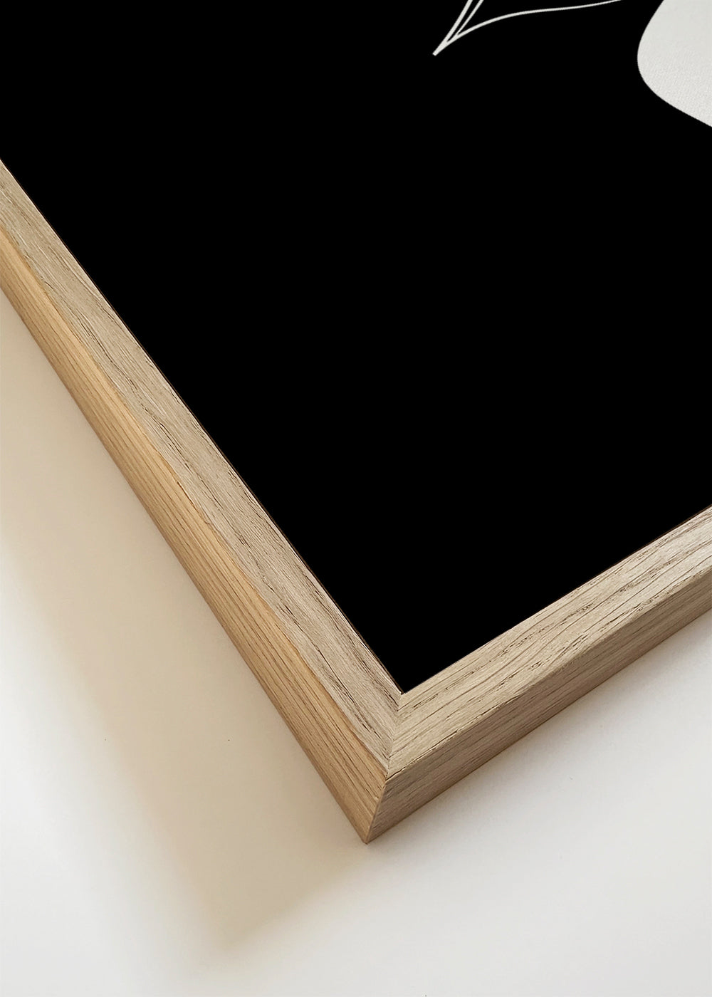 Just a little kiss black