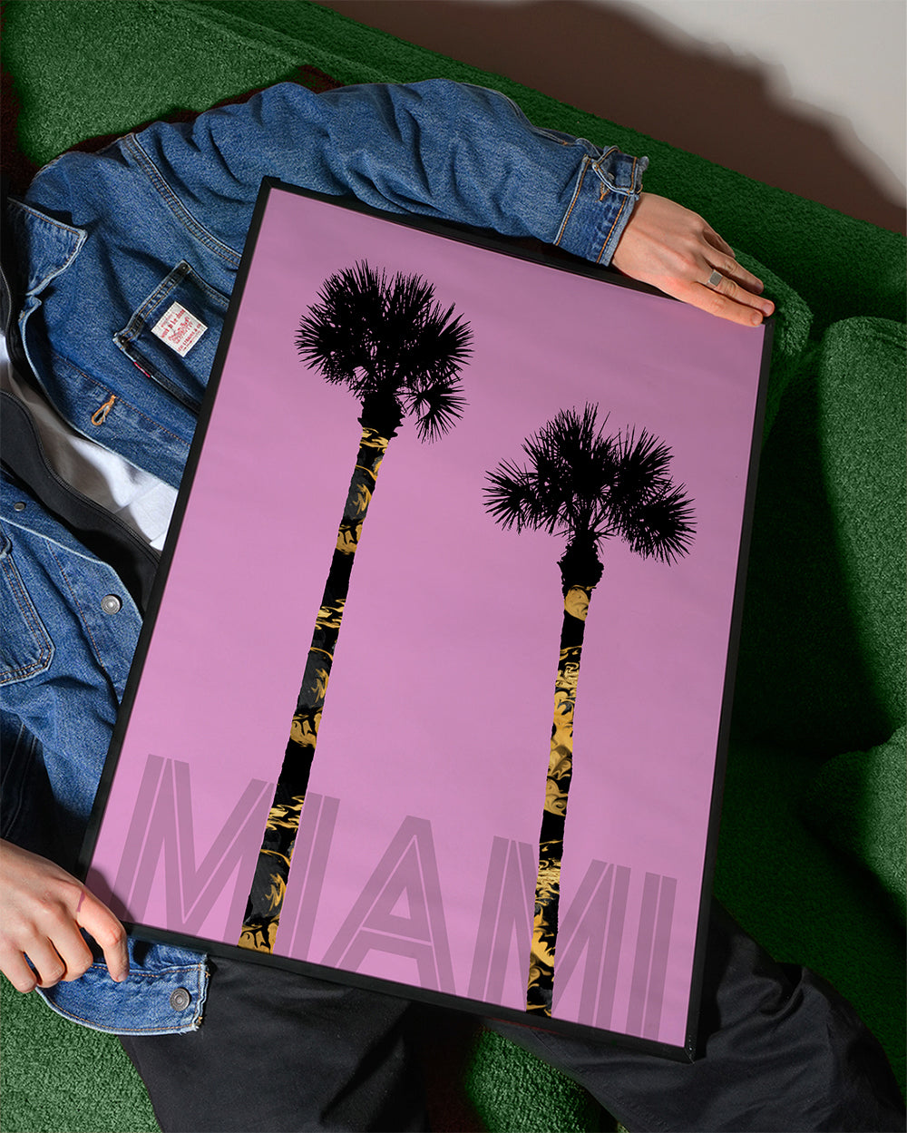 Graphic Art PALM TREES MIAMI pink