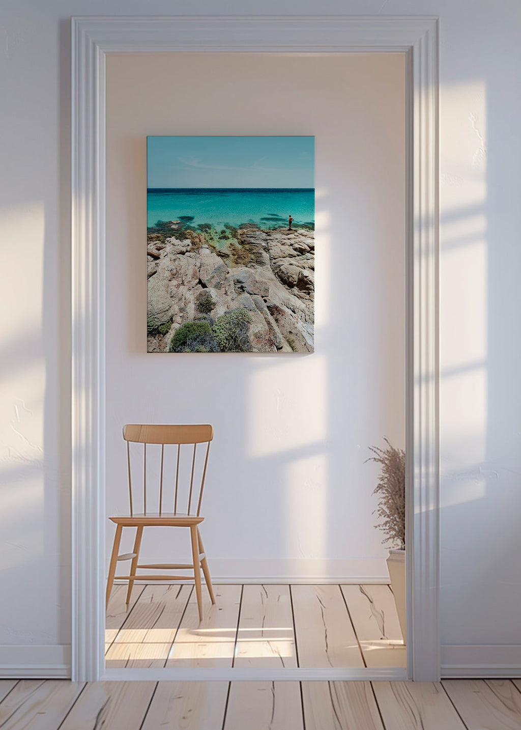 Landschaftskunst: felsige Küste mit türkisblauem Meer – Canvas