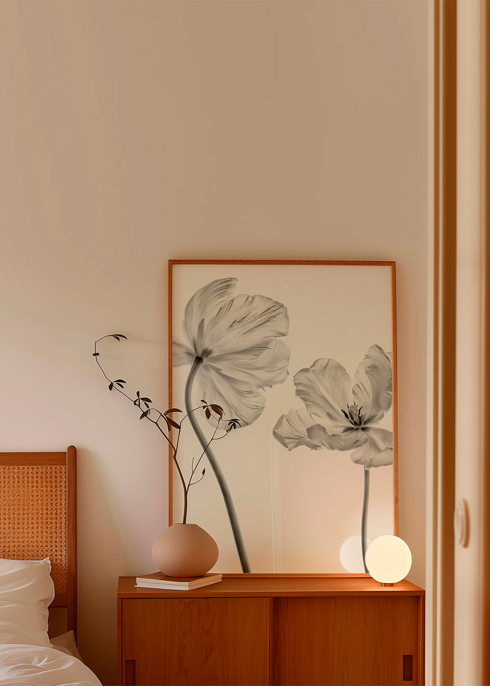 Same tulip  front and backview - Lotte Grønkjær