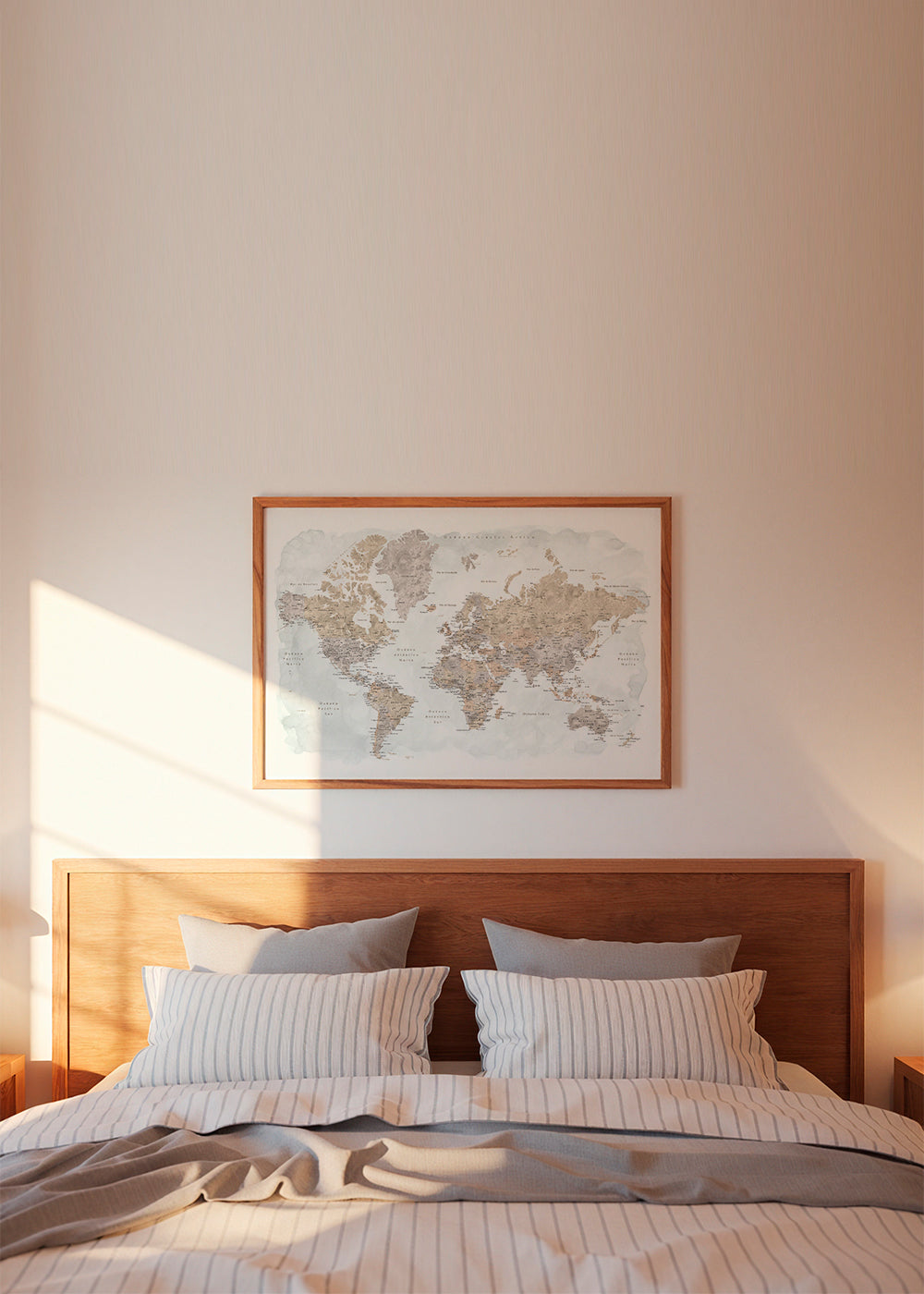 Detailed watercolor world map with labels in Spanish, Calista