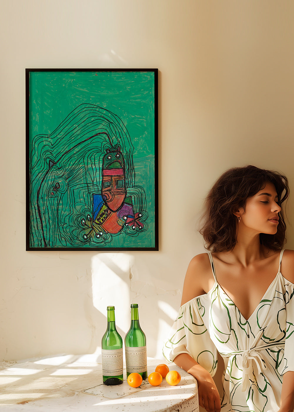 Verspielte Illustration mit Figur vor grünem Hintergrund – Product2