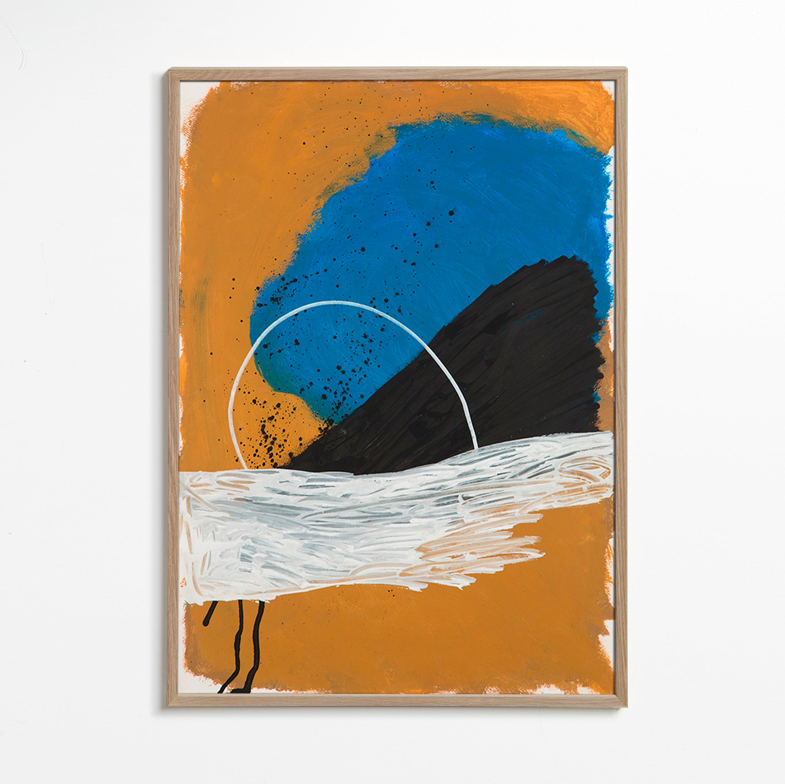 Abstraktes Bild Bogen an Küste in Ocker und Blau – Oak Frame