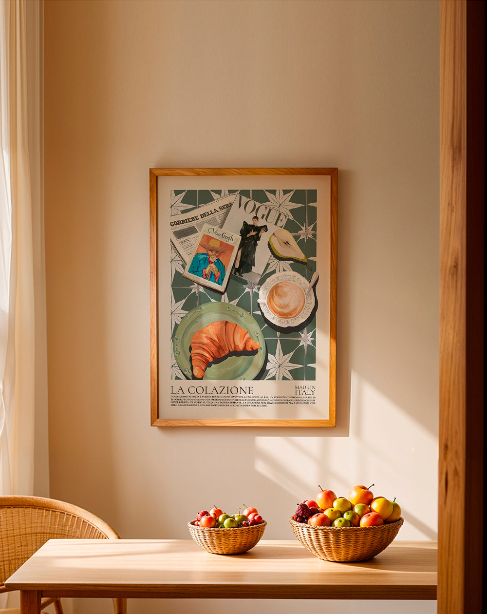 Küchenkunst mit Croissant und Magazin
