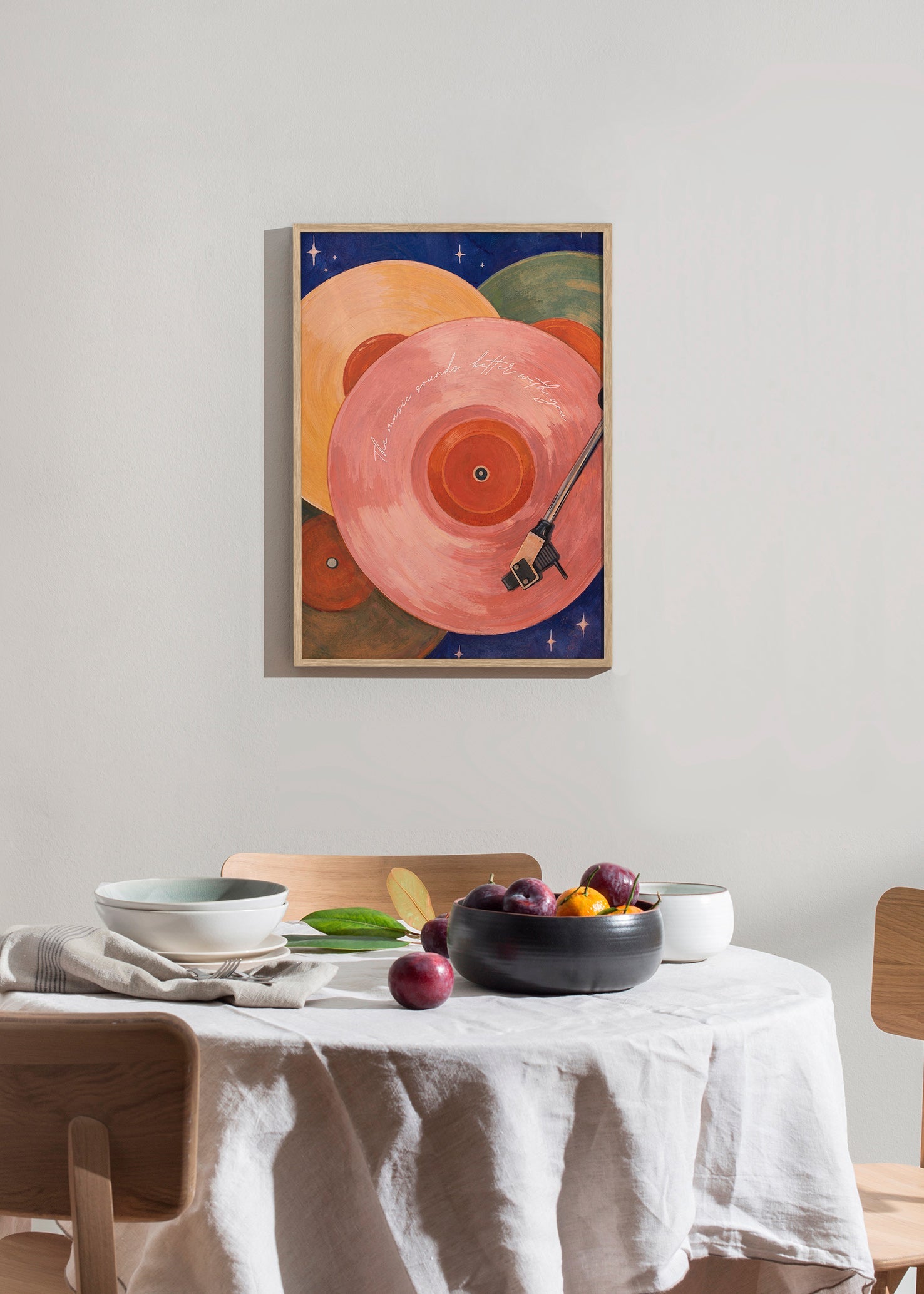 Rosa Vinyl-Illustration mit Plattenspielerarm