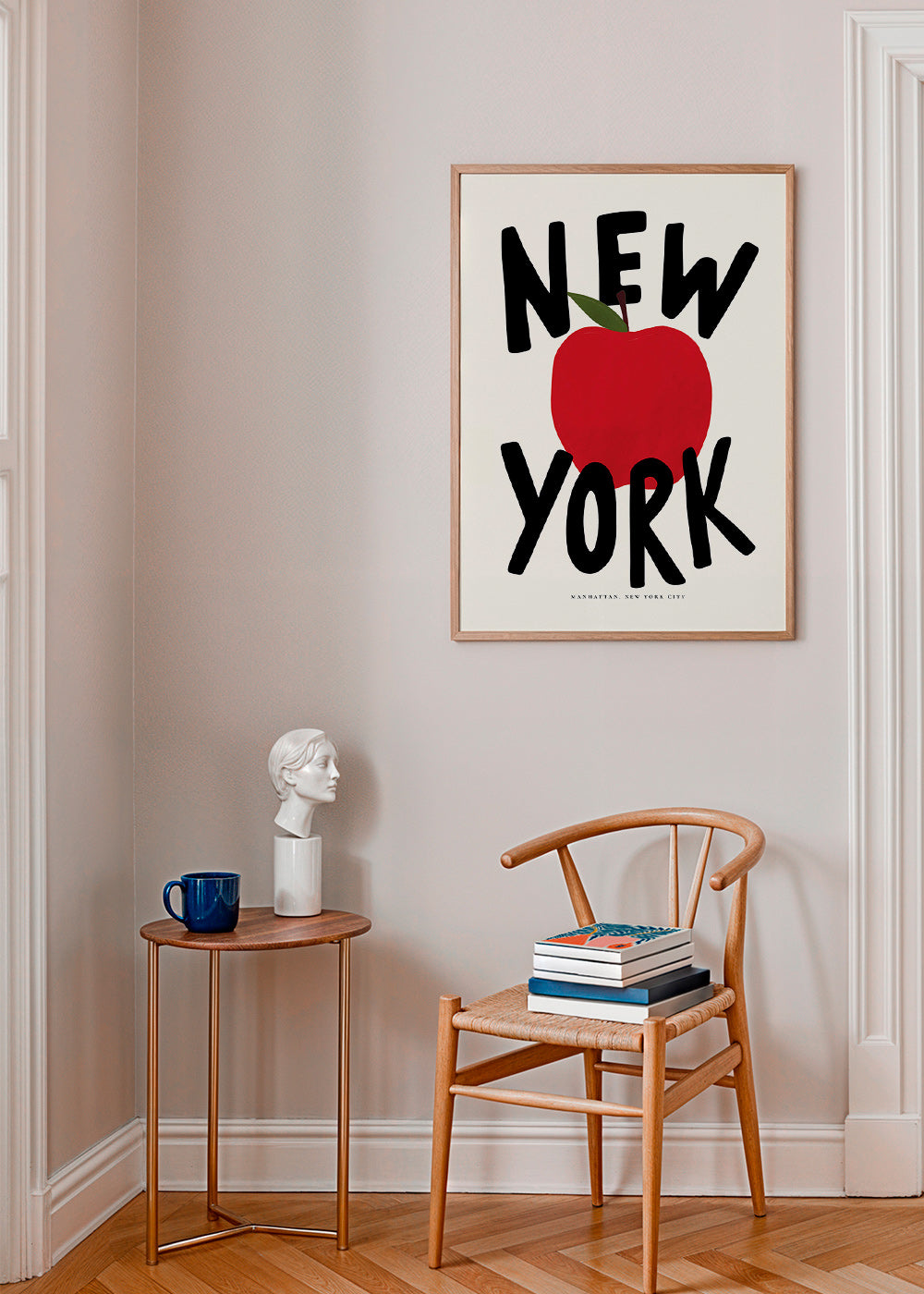 Küchenkunst New York mit rotem Apfel