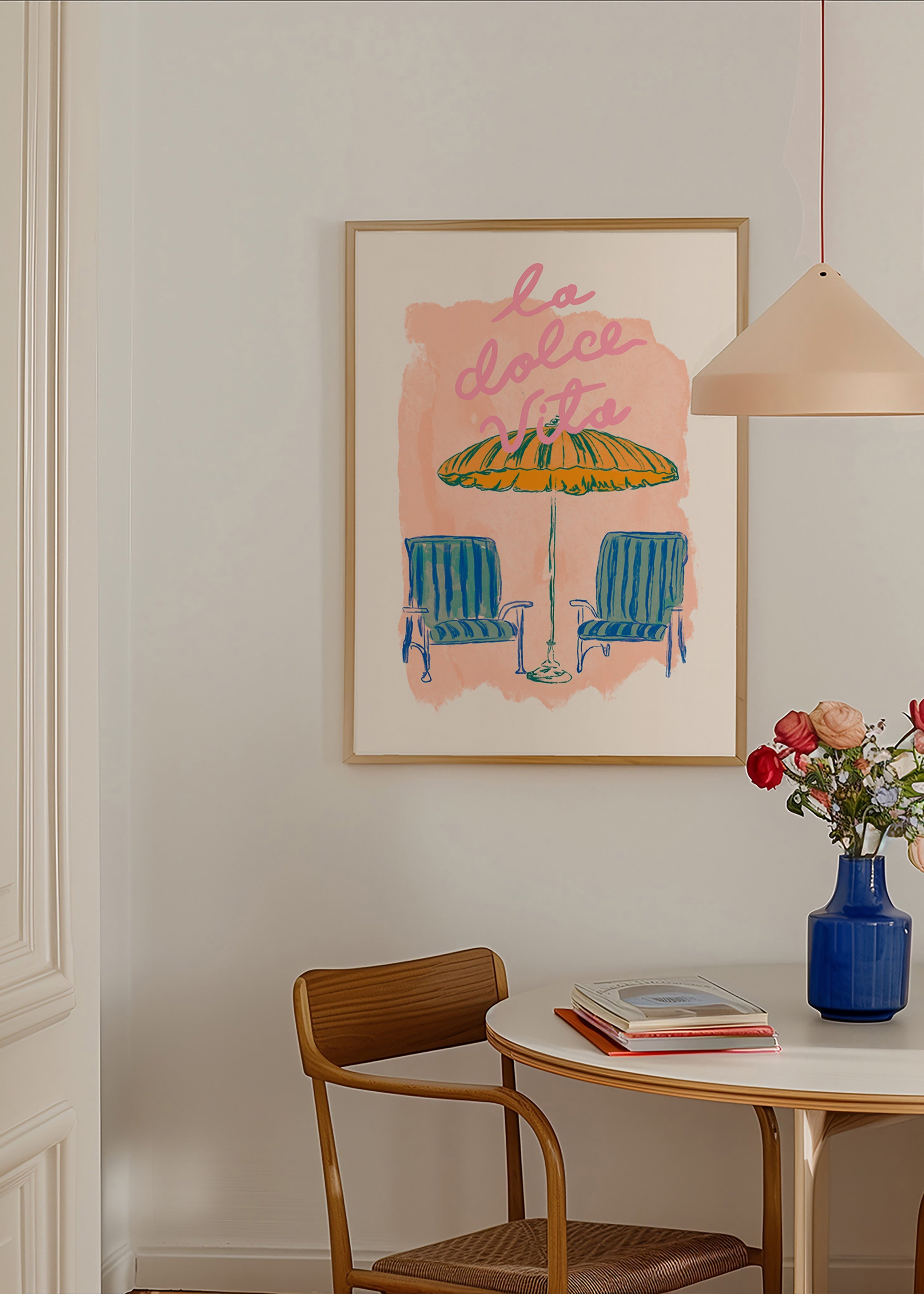 Illustration La Dolce Vita Sonnenschirm und Stühle