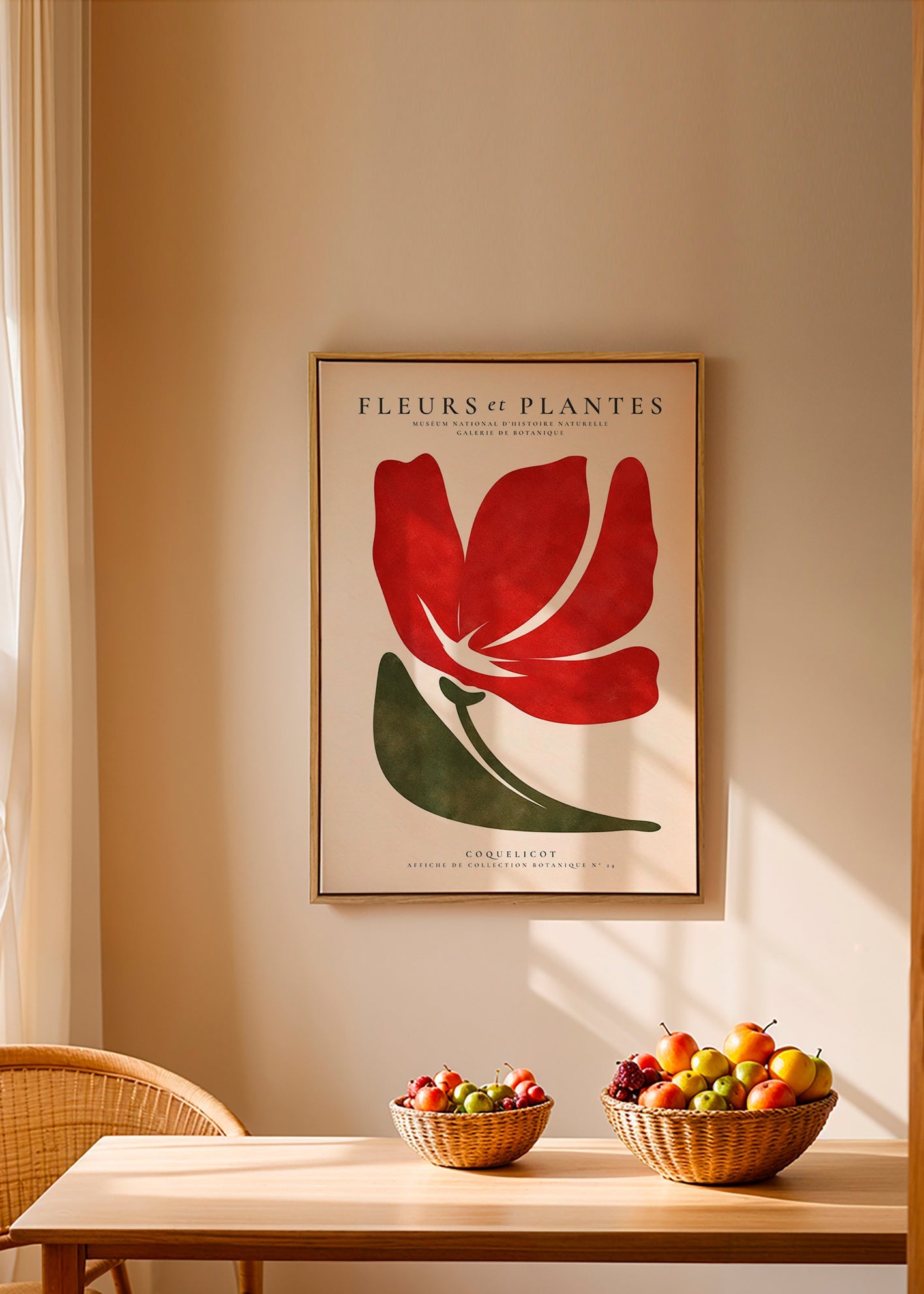 Botanischer Druck mit stilisiertem roten Mohn