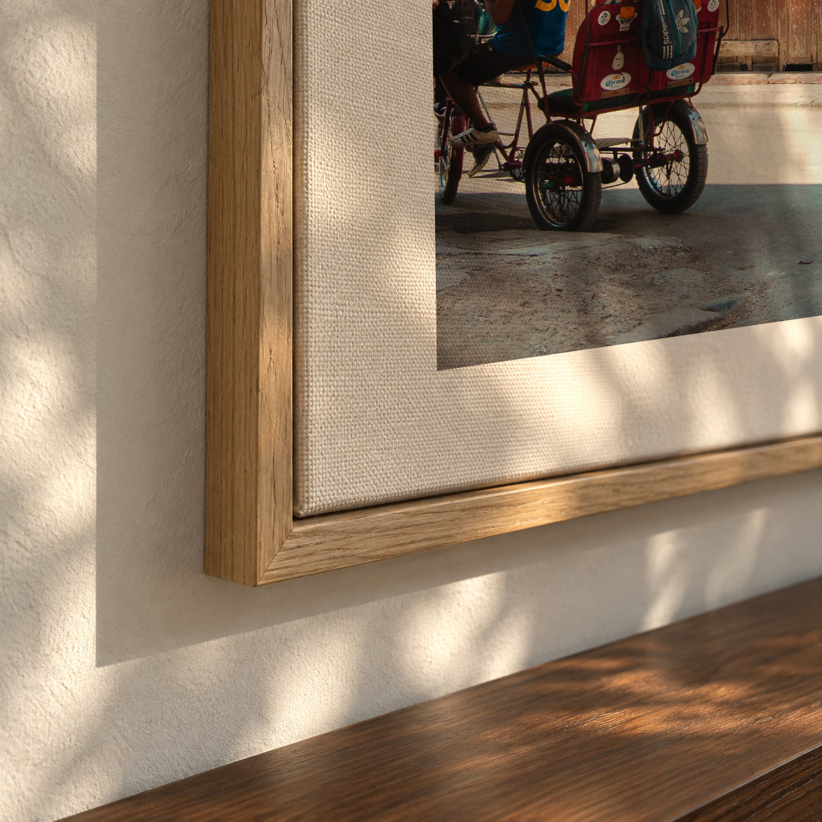 Havana Street - Framed canvas detail