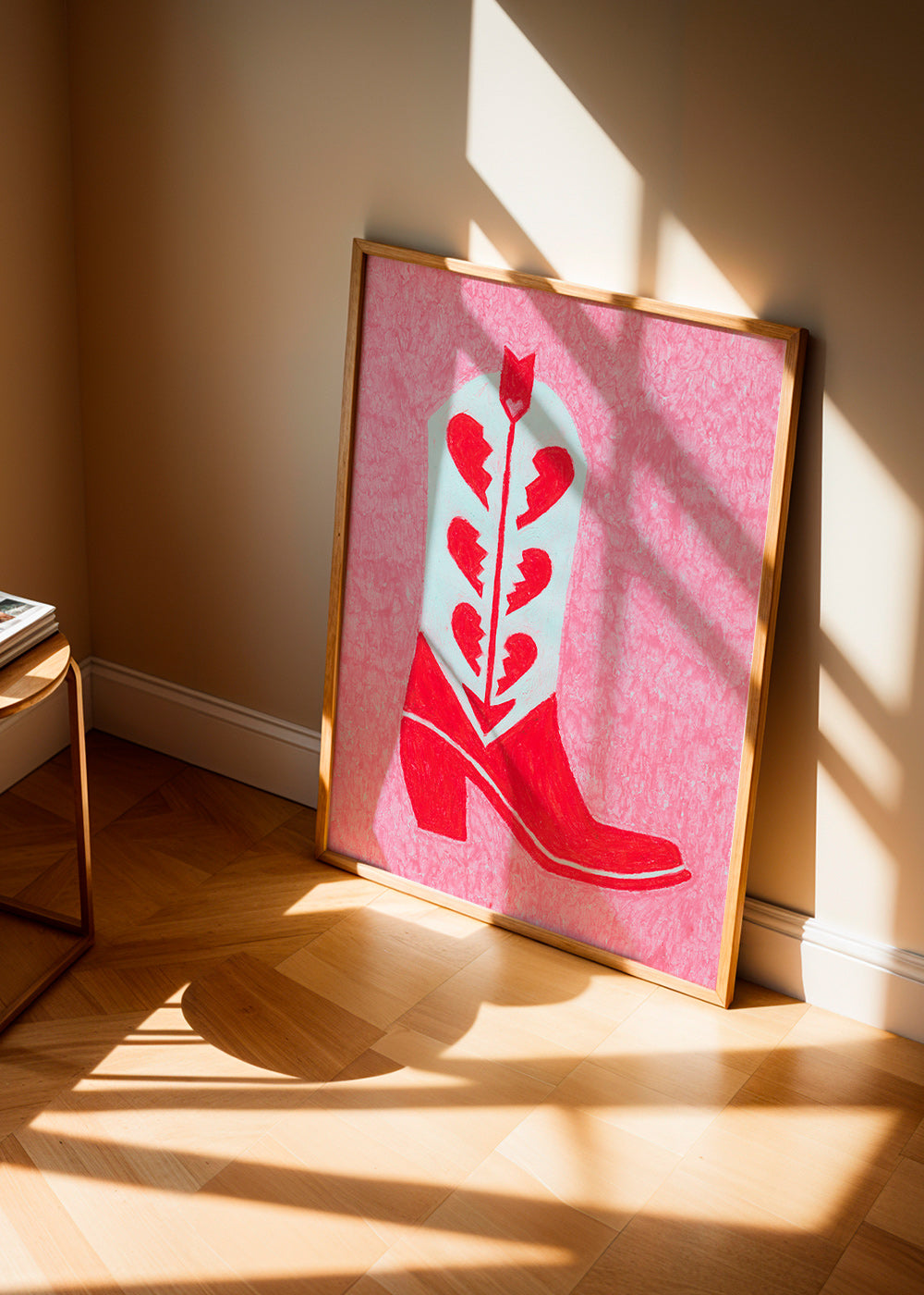 Ilustración de botín vaquero rojo con corazones rotos – Product1