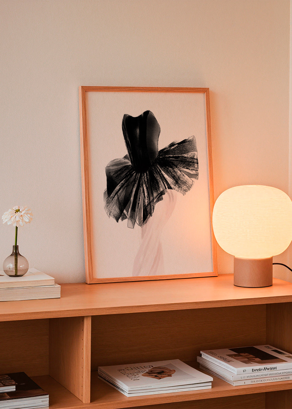 Fotografía de bailarina en tutu negro – Product1