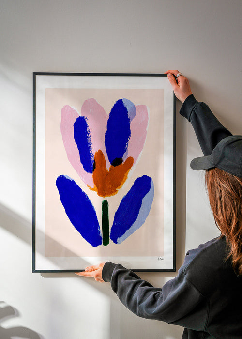 Lámina botánica flor pictórica azul y rosa – Product1