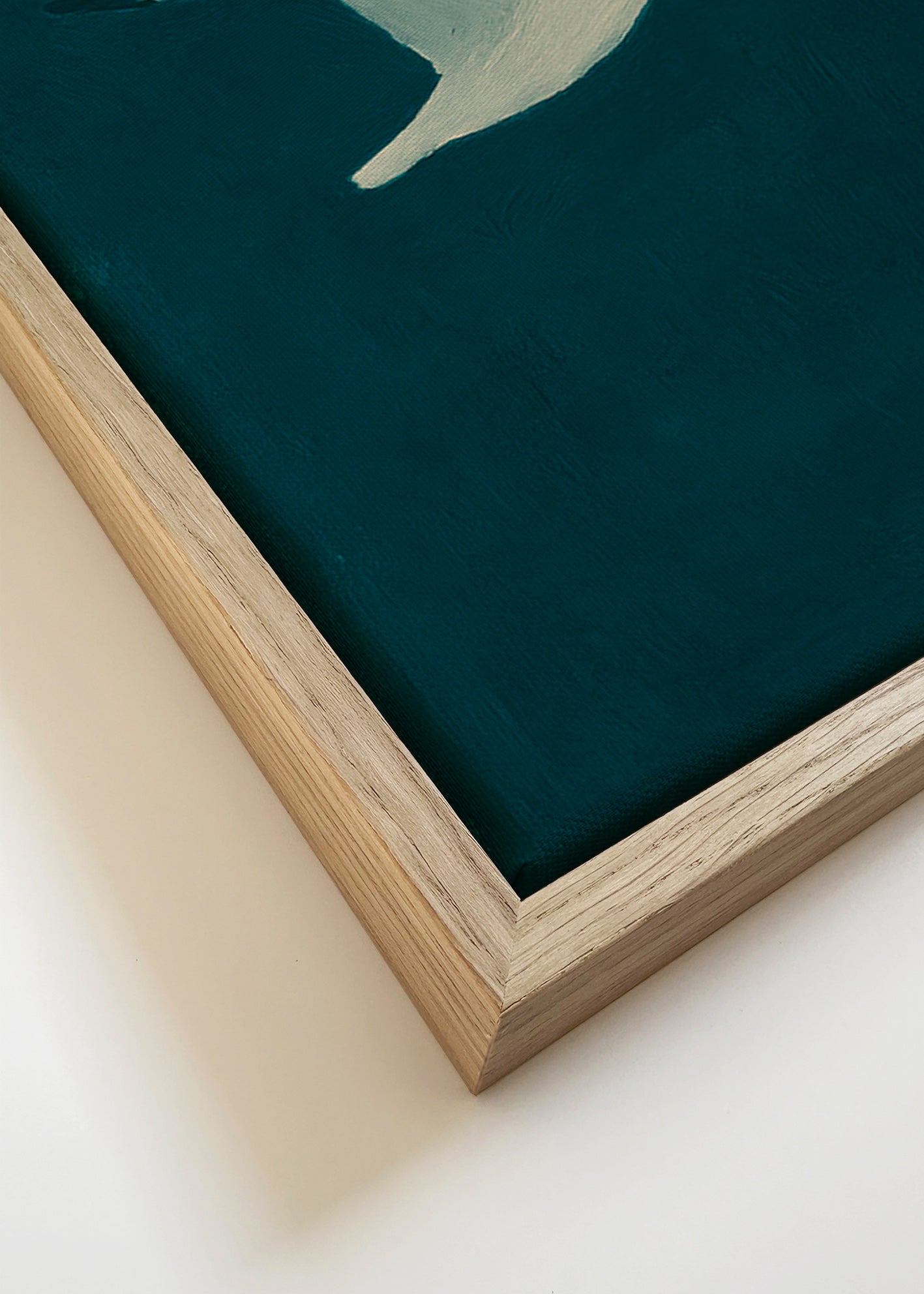 Cuadro gaviota en vuelo sobre mar profundo – Canvas detail