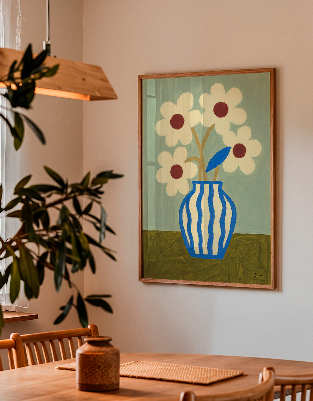 Lámina botánica jarrón azul con flores estilizadas – Product1