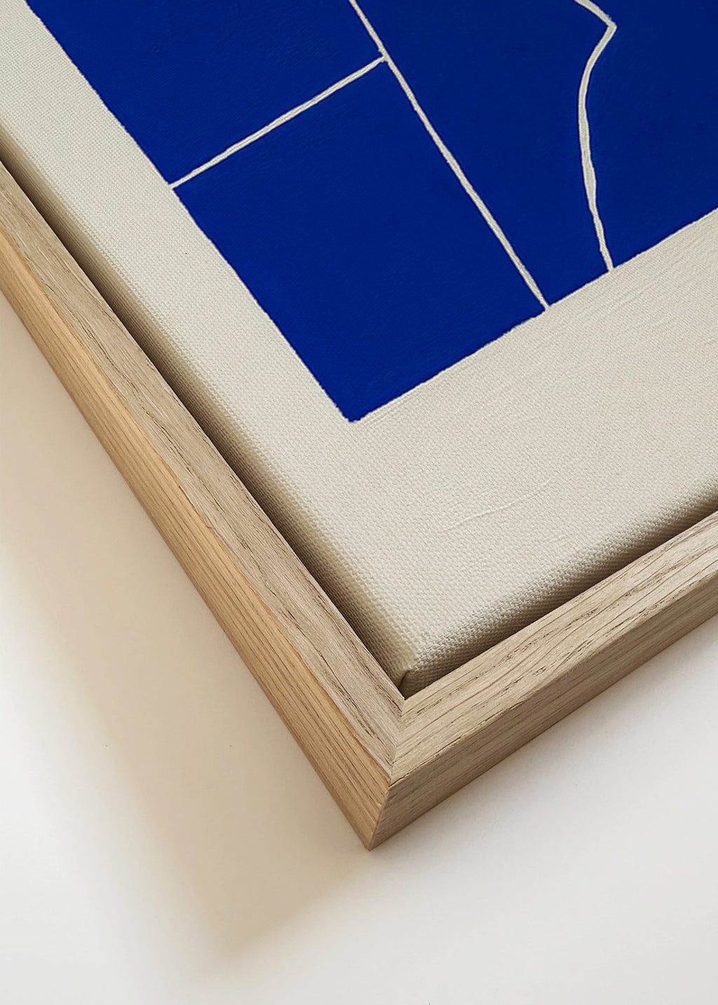 Cuadro abstracto azul con fractura geométrica – Canvas detail