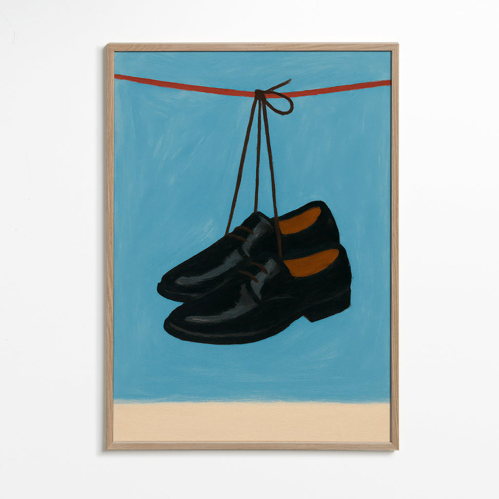 Ilustración de zapatos colgantes sobre fondo azul – Oak Frame