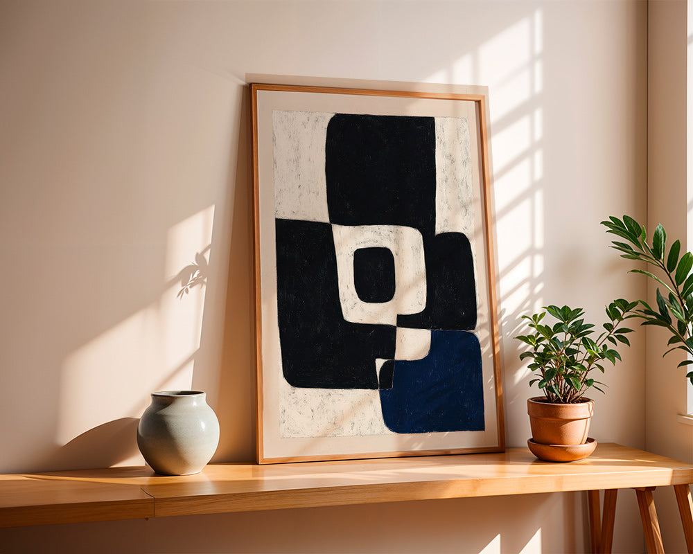 Cuadro abstracto con bloques negros y acento azul – Product2