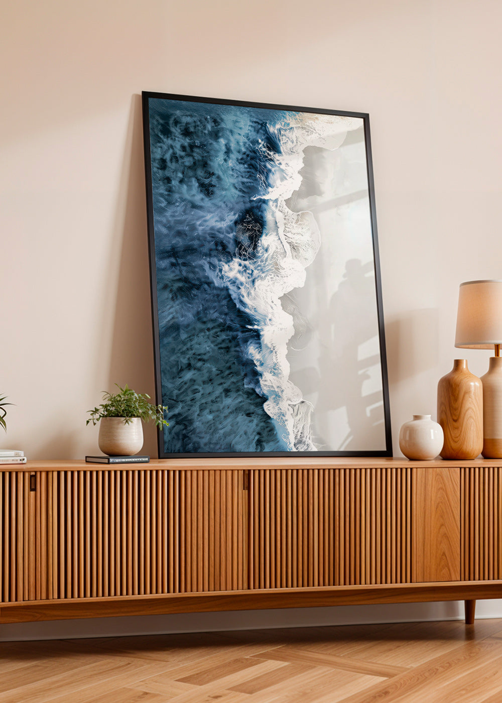 Cuadro de paisaje med luftiga vågor och skummig grafik