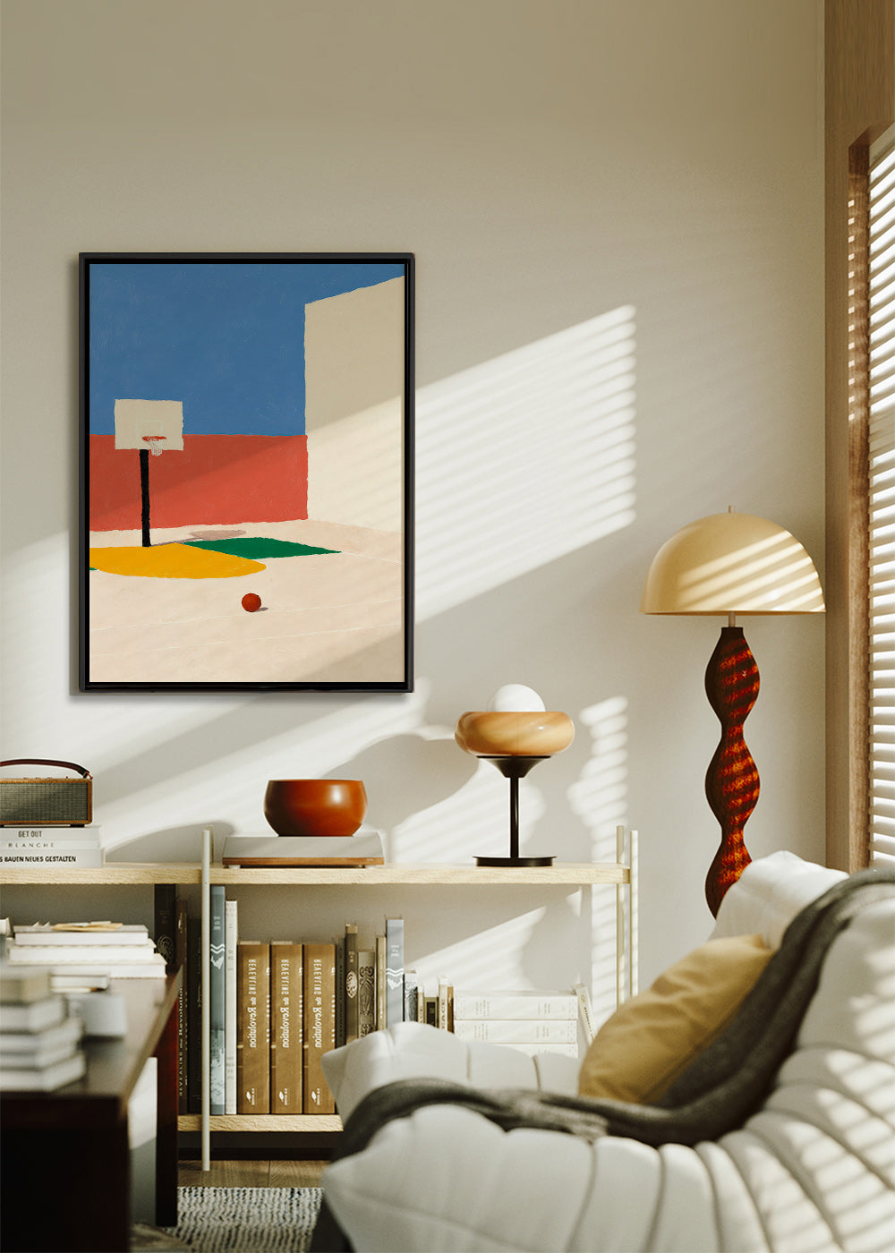 Sportkunst: minimalistischer Platz mit Ball