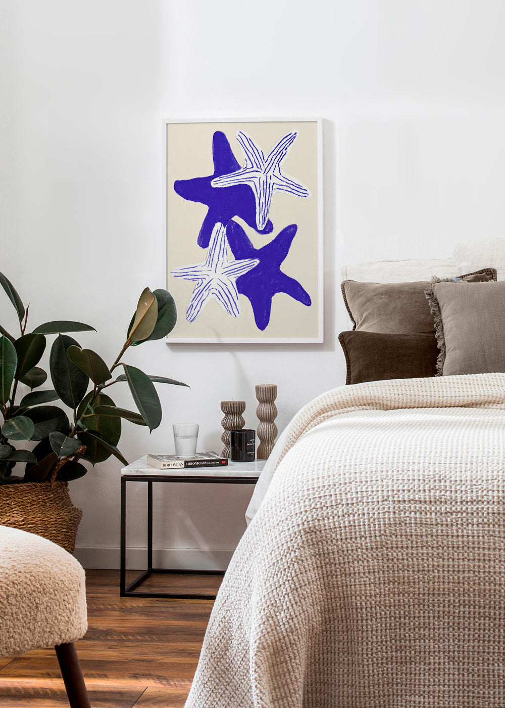 Seesterne in Indigo