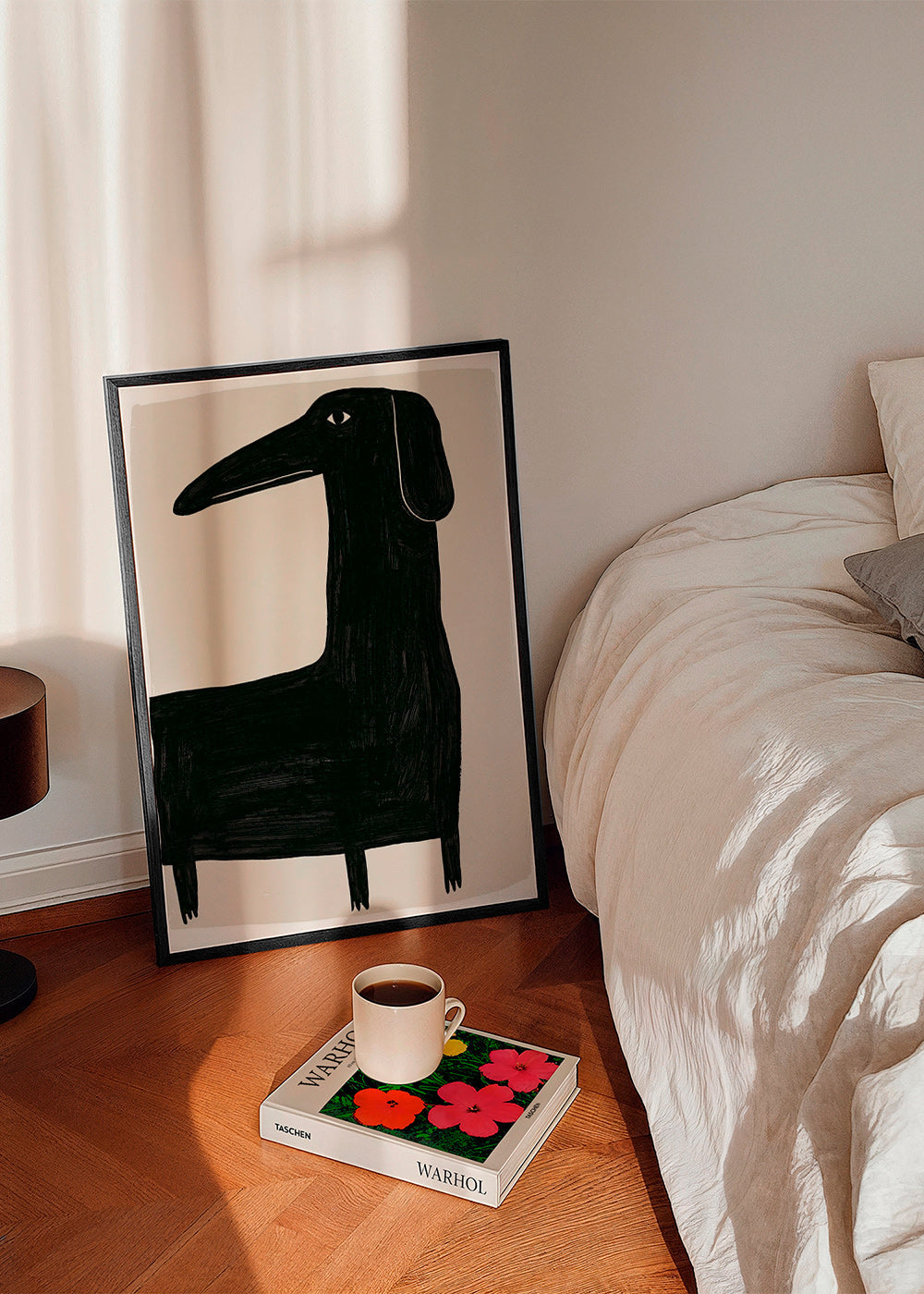 Kunstwerk schlanker schwarzer Hund