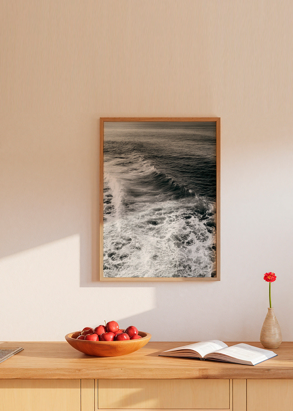 Fotografie von Wellen in Schwarzweiß